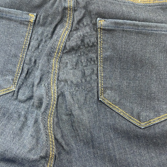 L'AGENCE Margot High-Rise Skinny Jeans - Picture 12 of 12